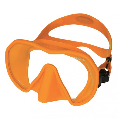 BEUCHAT MAXLUX S DIVING MASK