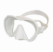 BEUCHAT MAXLUX S DIVING MASK